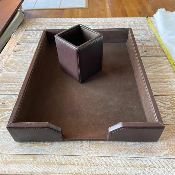 🤎Dacasso Set Luxury Leather Desk Pad & Desk Organization Essentials, 3 pieces🤎 - Picture 9 of 15